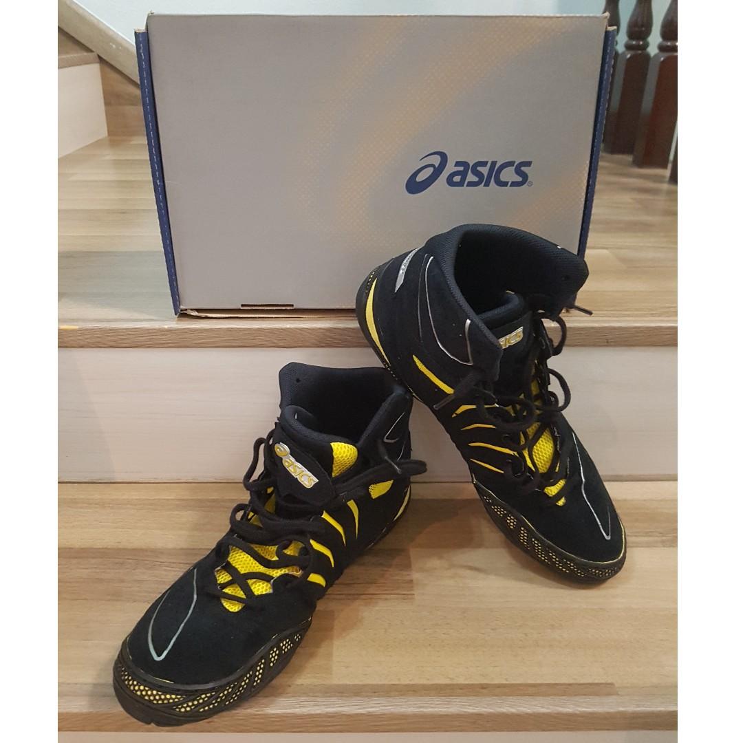 asics men's dan gable ultimate 3 wrestling shoe