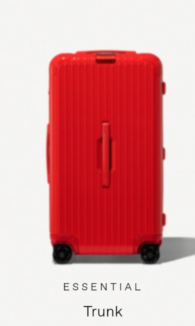 rimowa red trunk