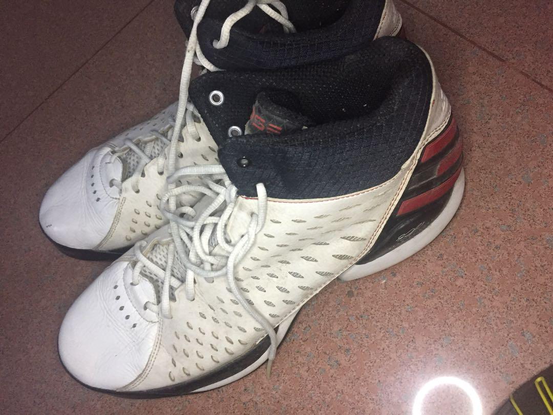 Derrick Rose Basketball Shoes Men S Fashion Footwear Sneakers