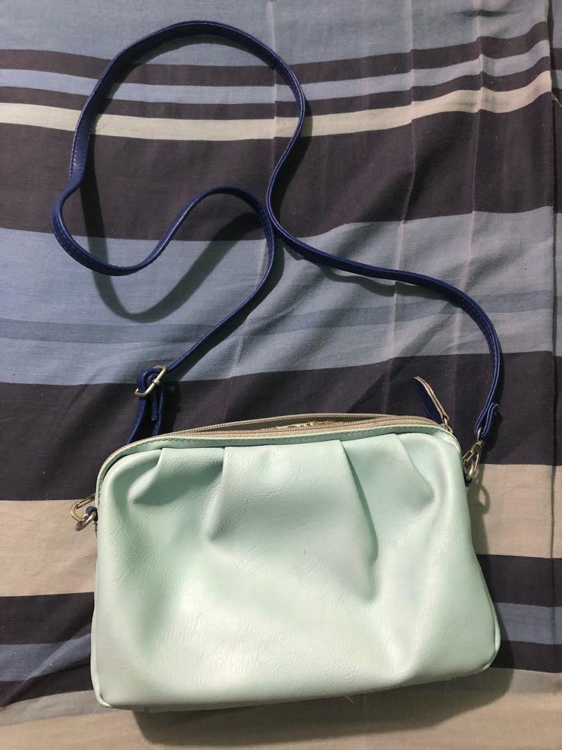 REPRICED EGG BLUE SLING BAG (Category: Cross-body Bags) located in Makati City. Submitted by fash.ph (Listing ID 245081692, Image 1). Description: 💖super cute!!.