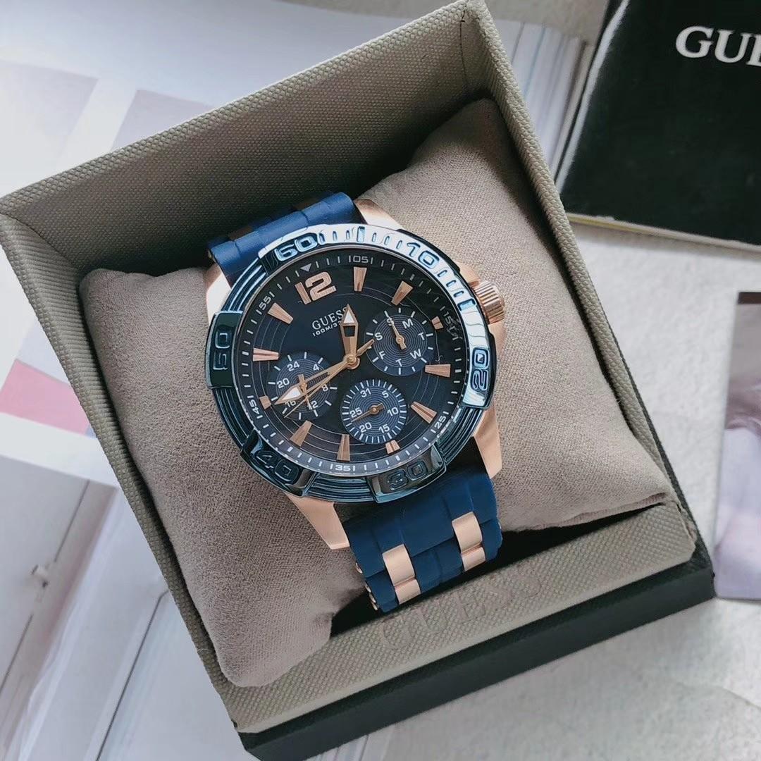 GUESS W0366G4 43mm