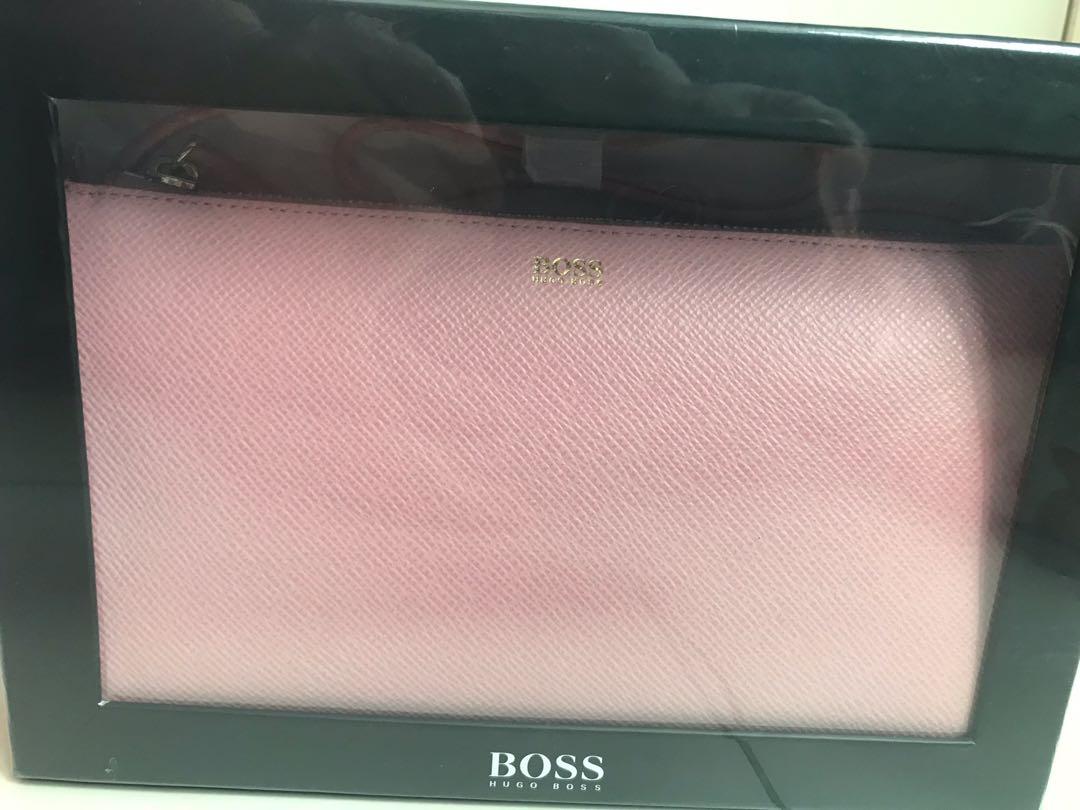 Hugo boss inflight mini hotsell bag