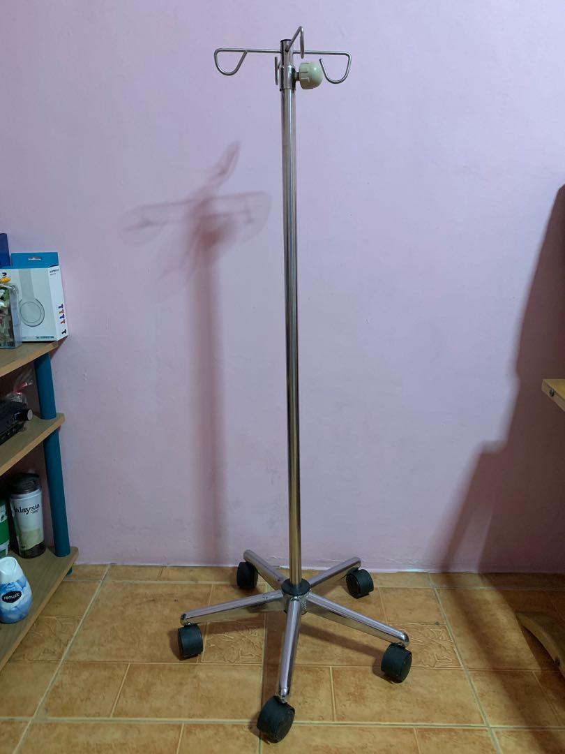 IV pole -adjustable (Category: Looking For) located in Manila. Submitted by rovs21 (Listing ID 244937866, Image 1). Description: .