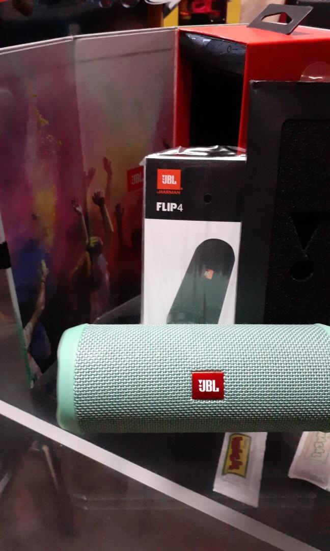 Jbl flip4 (Category: Soundbars, Speakers & Amplifiers) located in Manila. Submitted by shemineforever (Listing ID 245052342, Image 2). Description: .