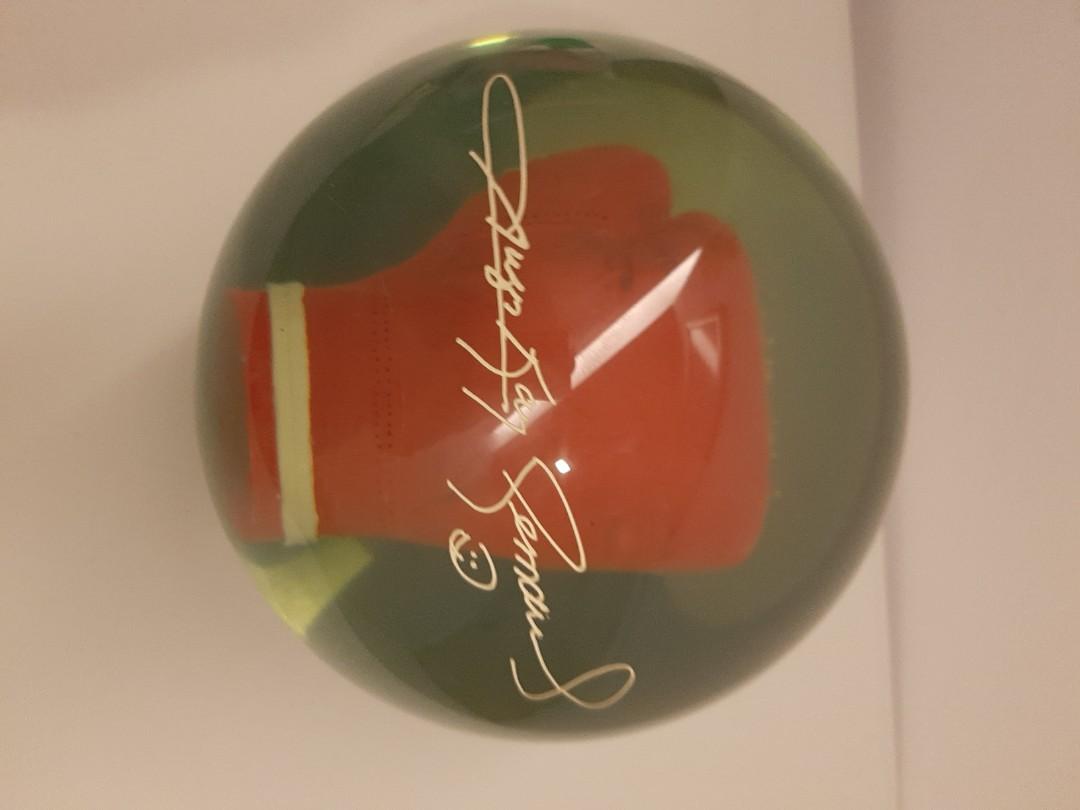 Limited Edition Track boxing glove transparent bowling ball, Sports