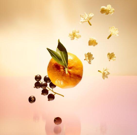 NIB ~ LOUIS VUITTON “LE JOUR SE LEVE” EDP Spray Sample -+ Orange