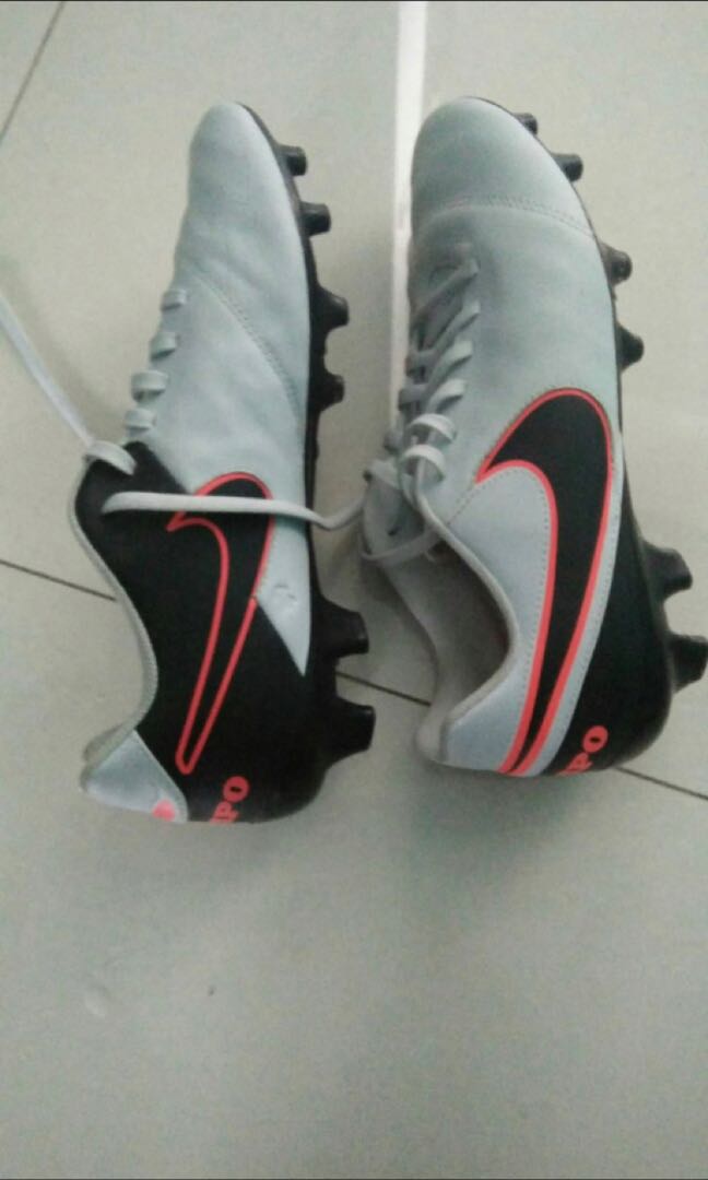 tiempo sock boots