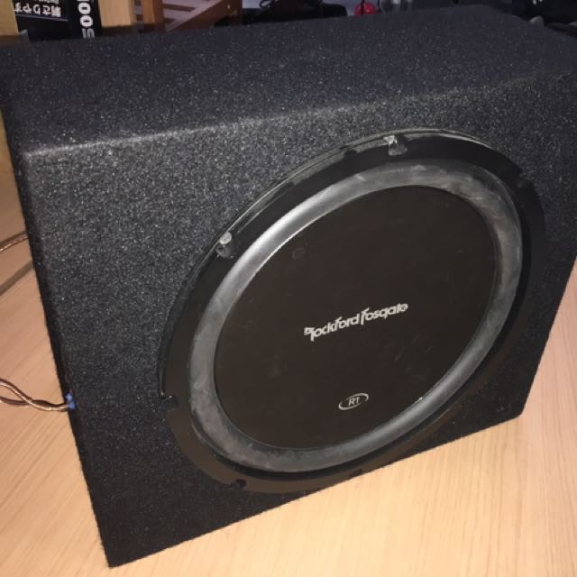 Subwoofer rockford hot sale fosgate r1