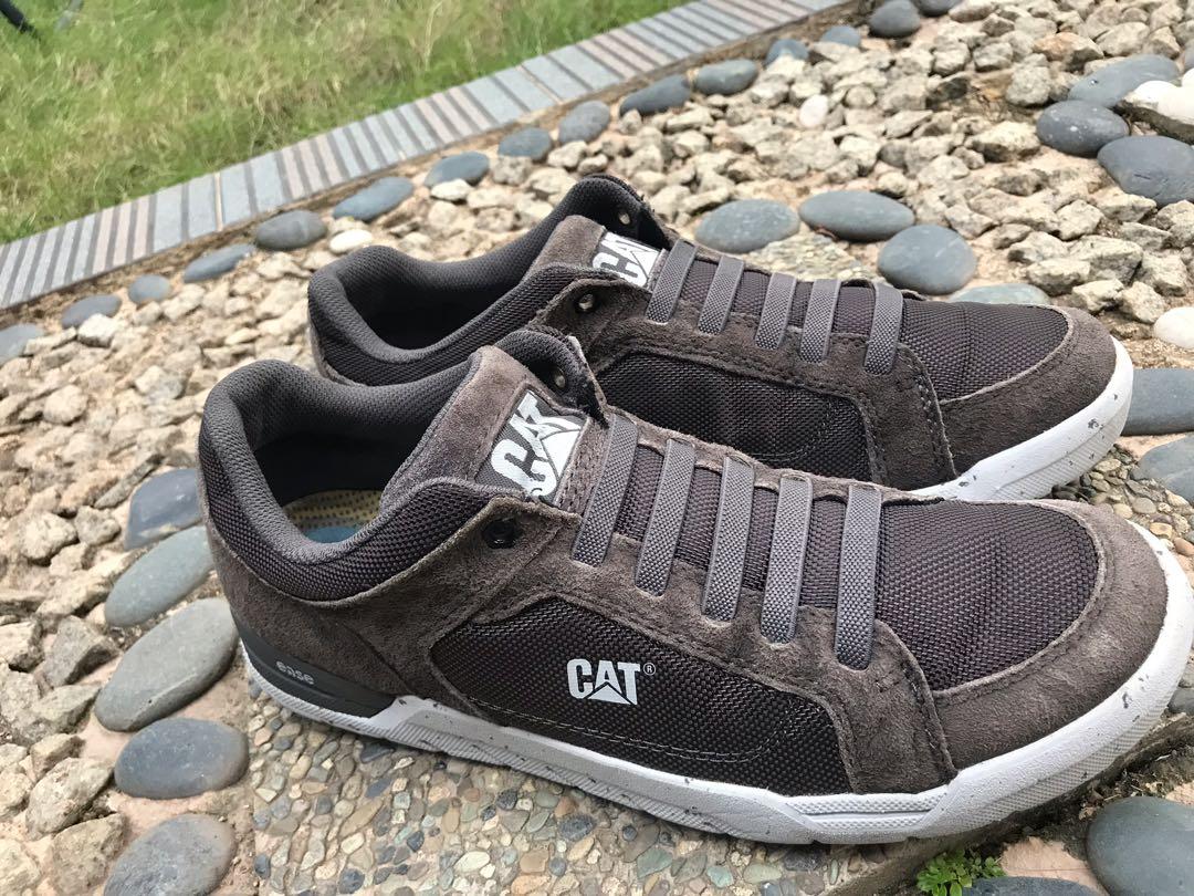Sepatu hotsell sneakers caterpillar