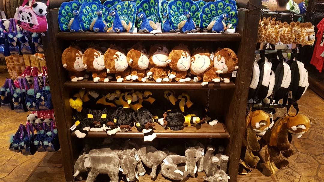 Singapore zoo soft toys white tiger 8 inch, Hobbies & Toys, Toys