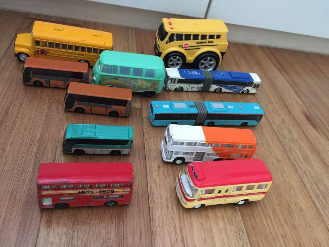 small bus toy