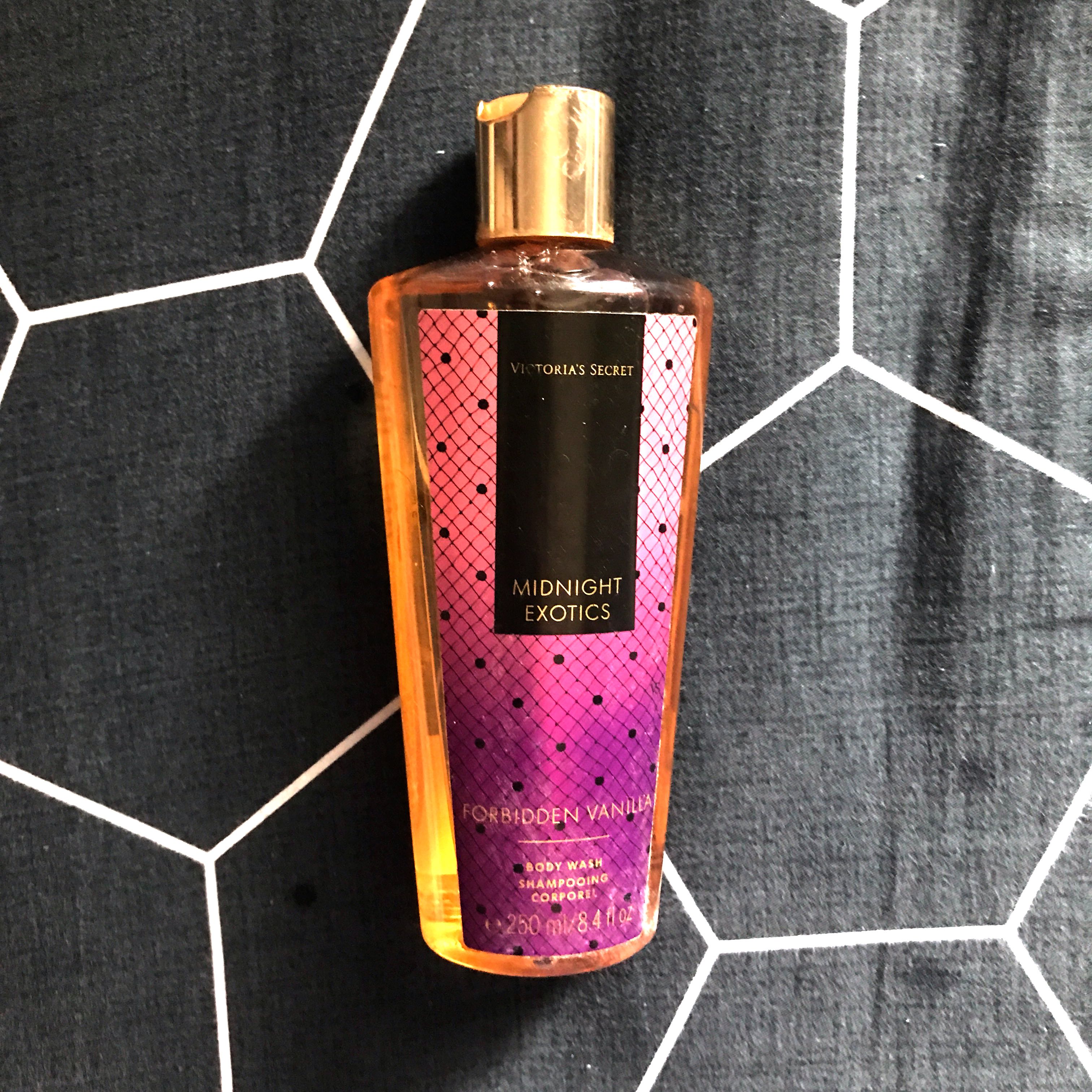 Victoria Secret Forbidden Vanilla Shower Gel / Body Wash, Beauty