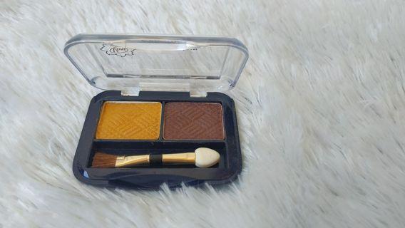#astarigiveaway . Viva Eye shadow