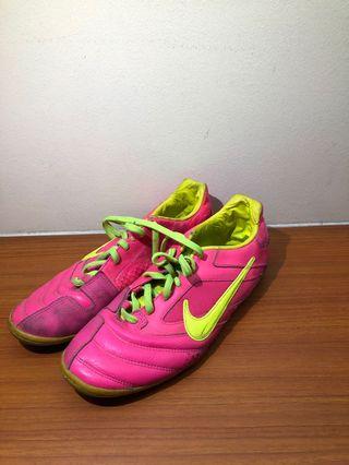 nike five futsal