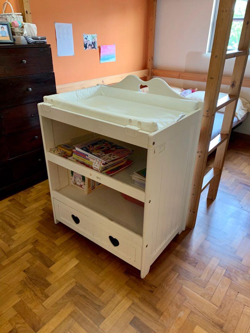 clearance changing table