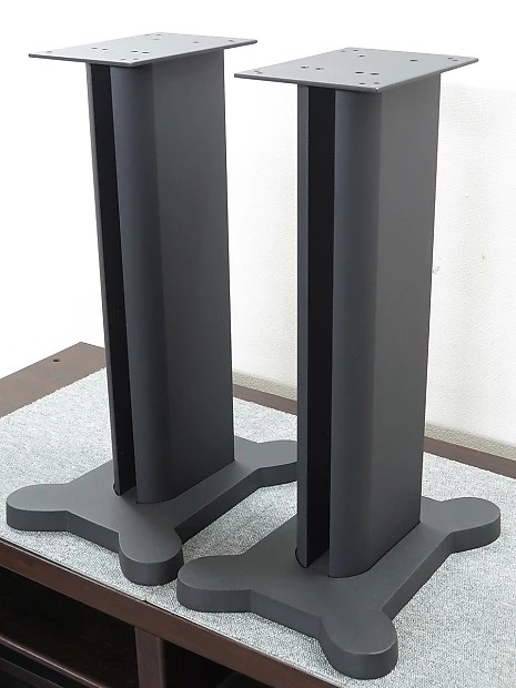 Publicatie verkoper club B&W FS700/CM Black Speaker Stands, Audio, Other Audio Equipment on Carousell