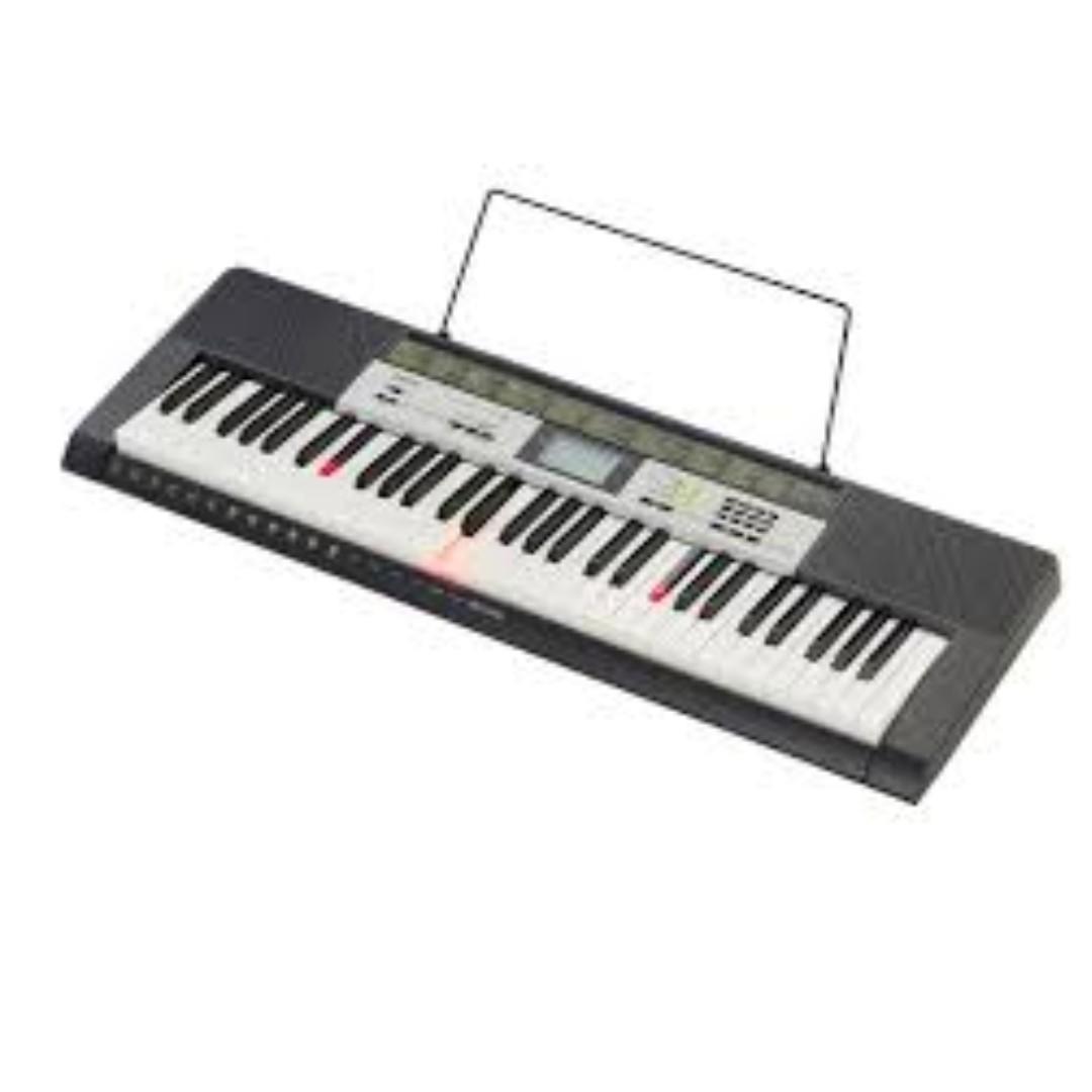 Casio LK 135 Key Lighting Keyboard 61 Piano Style keys