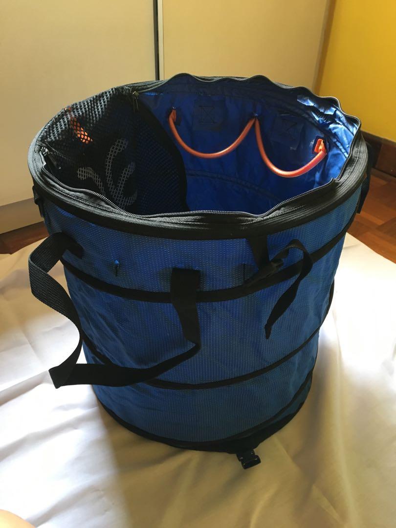 Collapsible climbing rope bucket, Sports Equipment, Sports & Games, Water  Sports on Carousell
