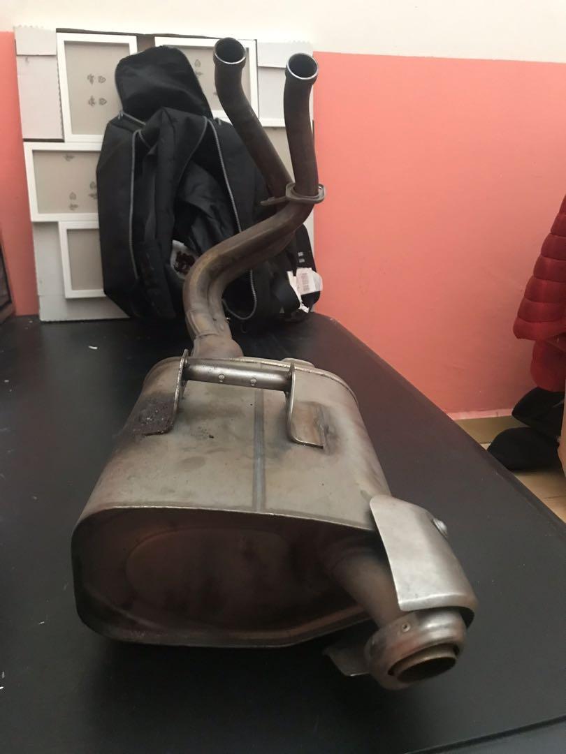 Exhaust Kawasaki Z650 original, Motorbikes on Carousell