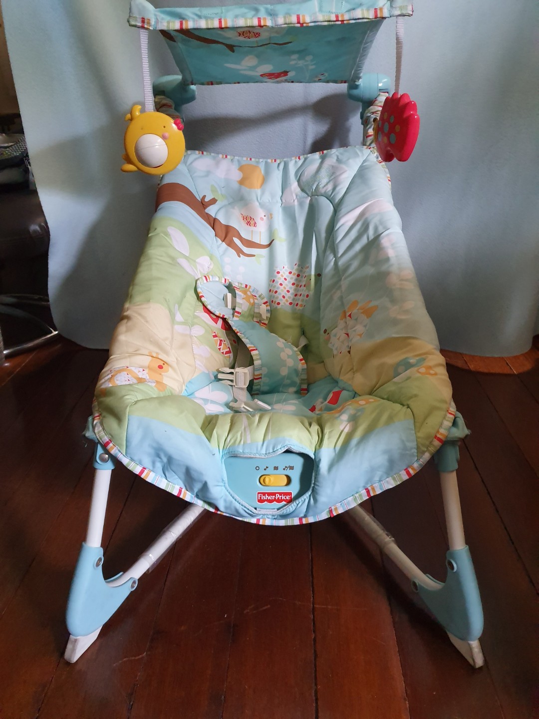 Fisher price musical baby rocker, Babies & Kids, Going Out, Other ...