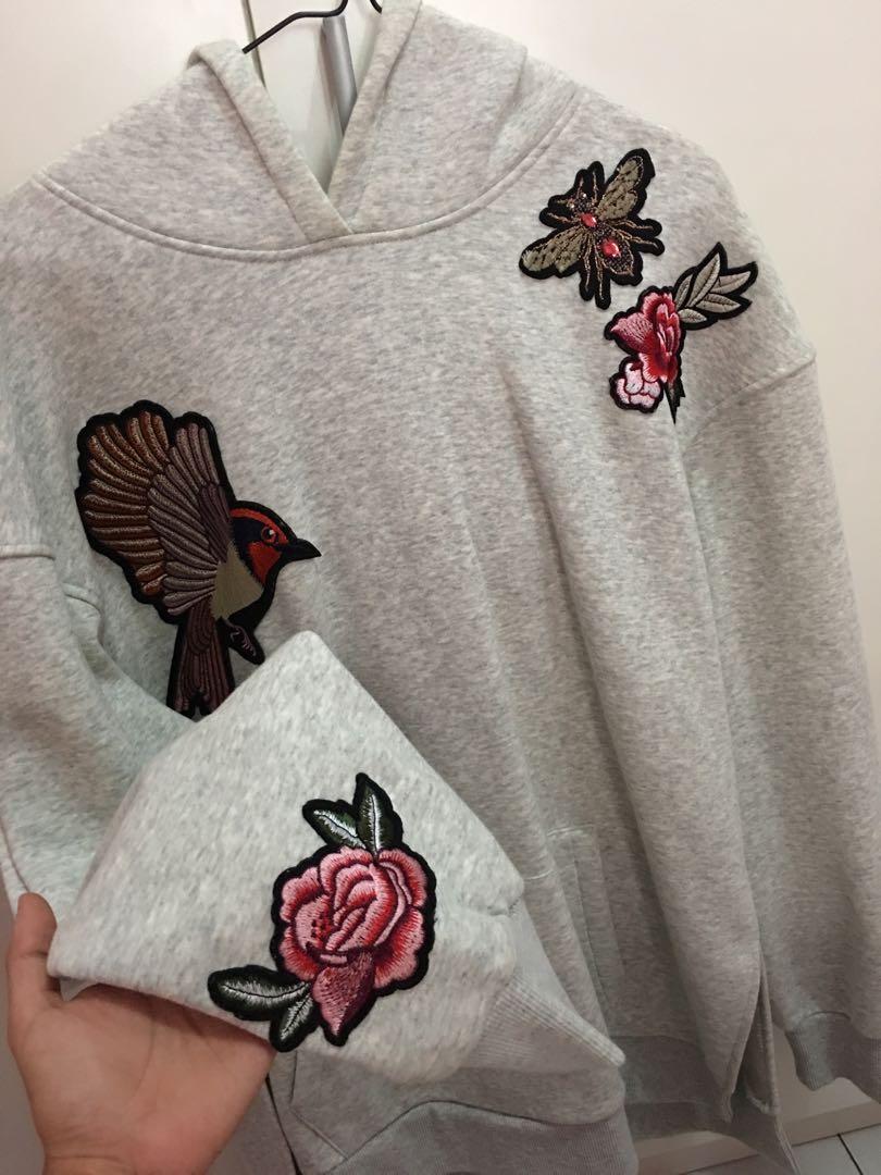 H M Embroidered Hooded Top Oversized Hoodie Fesyen Wanita Pakaian Wanita Baju Luaran di Carousell