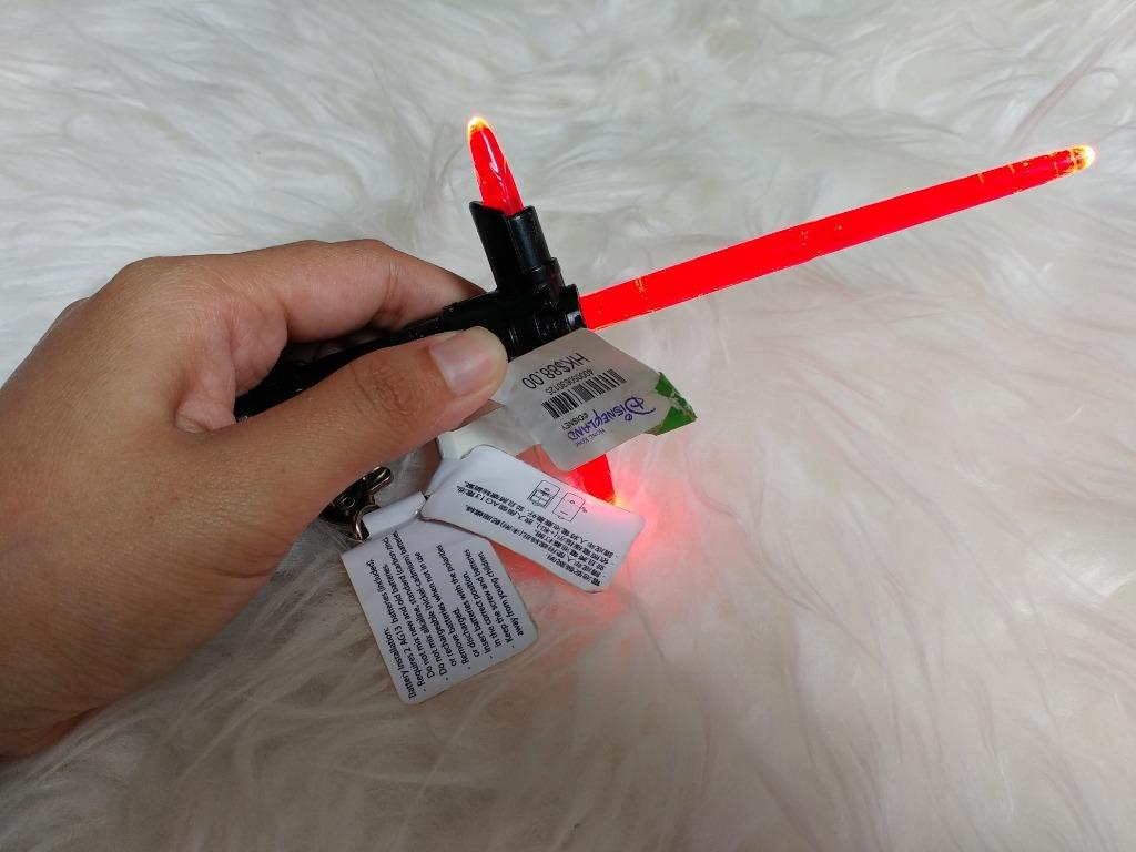 kylo ren lightsaber keychain