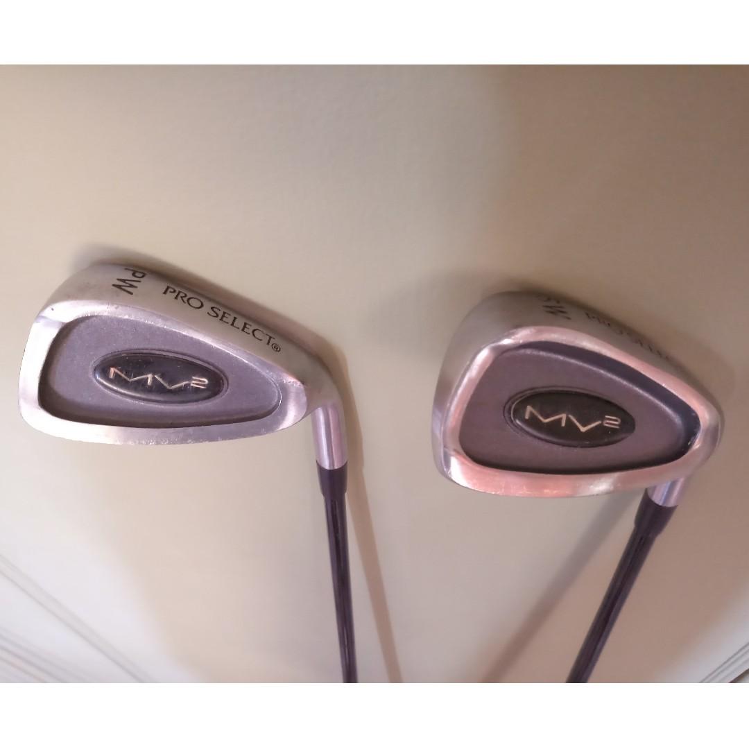 Men's ProSelect pitching & sand wedge golf clubs (18), Sports