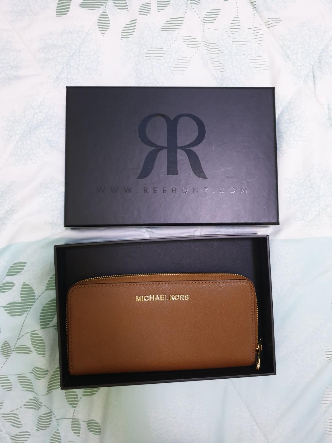Michael Kor genuine leather long wallet