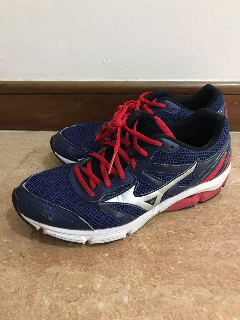 mizuno jogging shoes