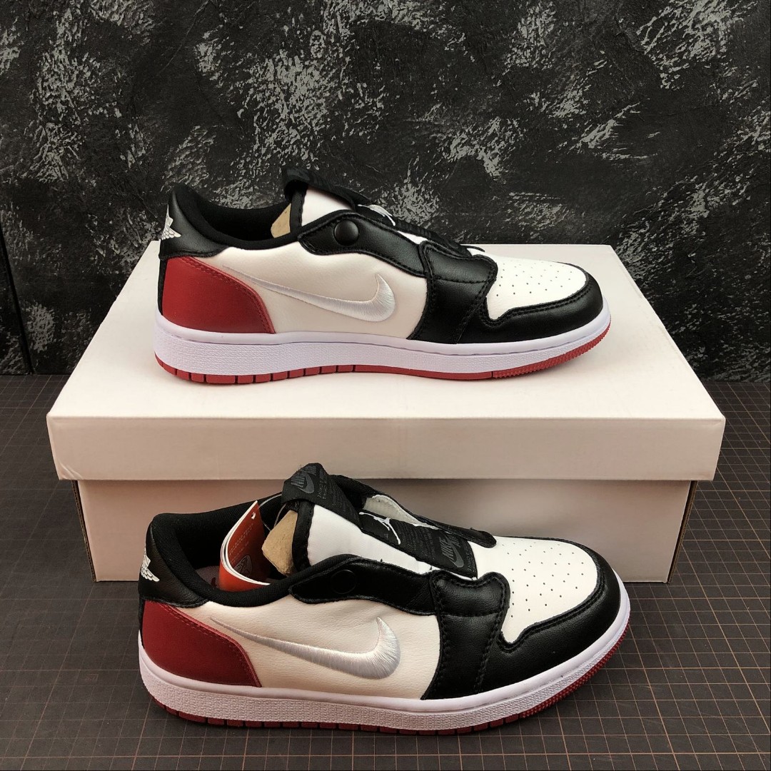Jordan 1 retro shop low slip black toe