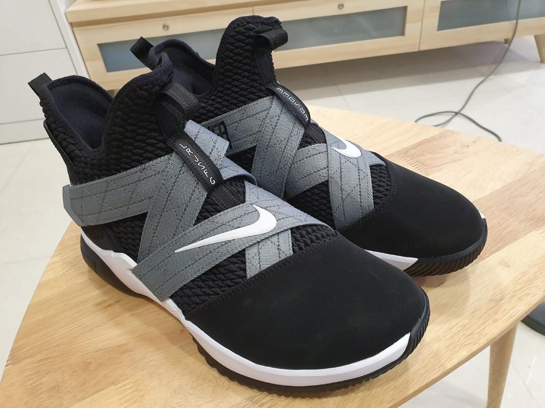 Lebron soldier 12 air raid discount
