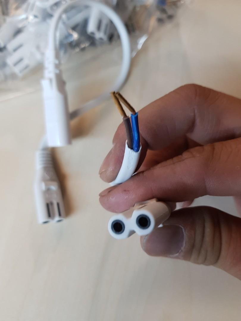 Philips T5 connection cable, Furniture & Home Living, Lighting & Fans