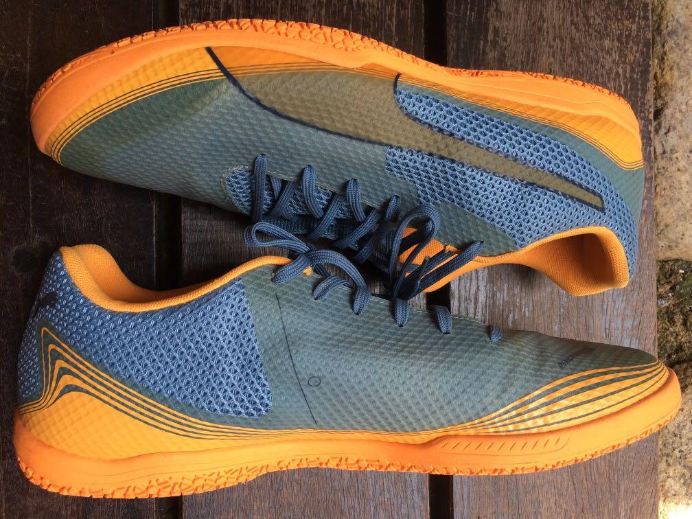 Puma Futsal Shoes Men s Fashion Footwear Sneakers on Carousell