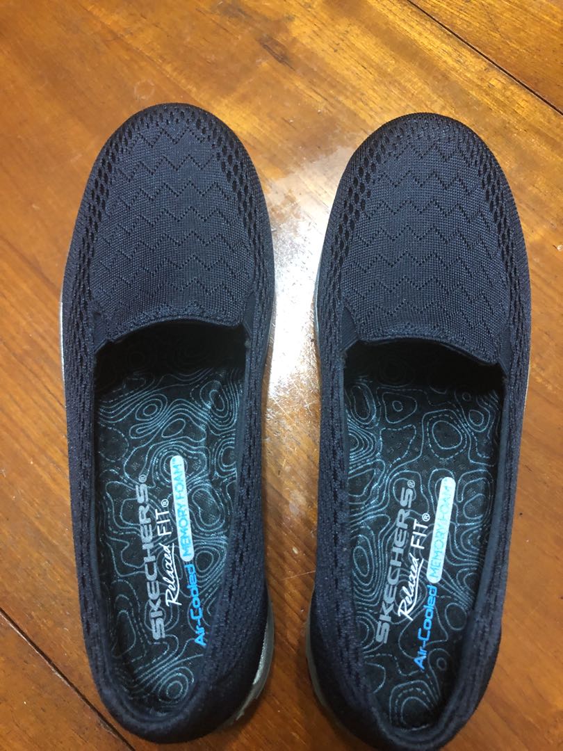 skechers shoes flip flops