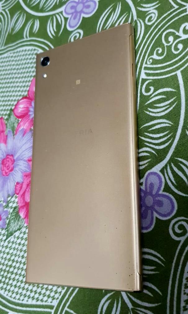 Sony Experia XA1 Ultra (Category: Sony) located in Quezon City. Submitted by seb0322khal (Listing ID 245145438, Image 3). Description: .