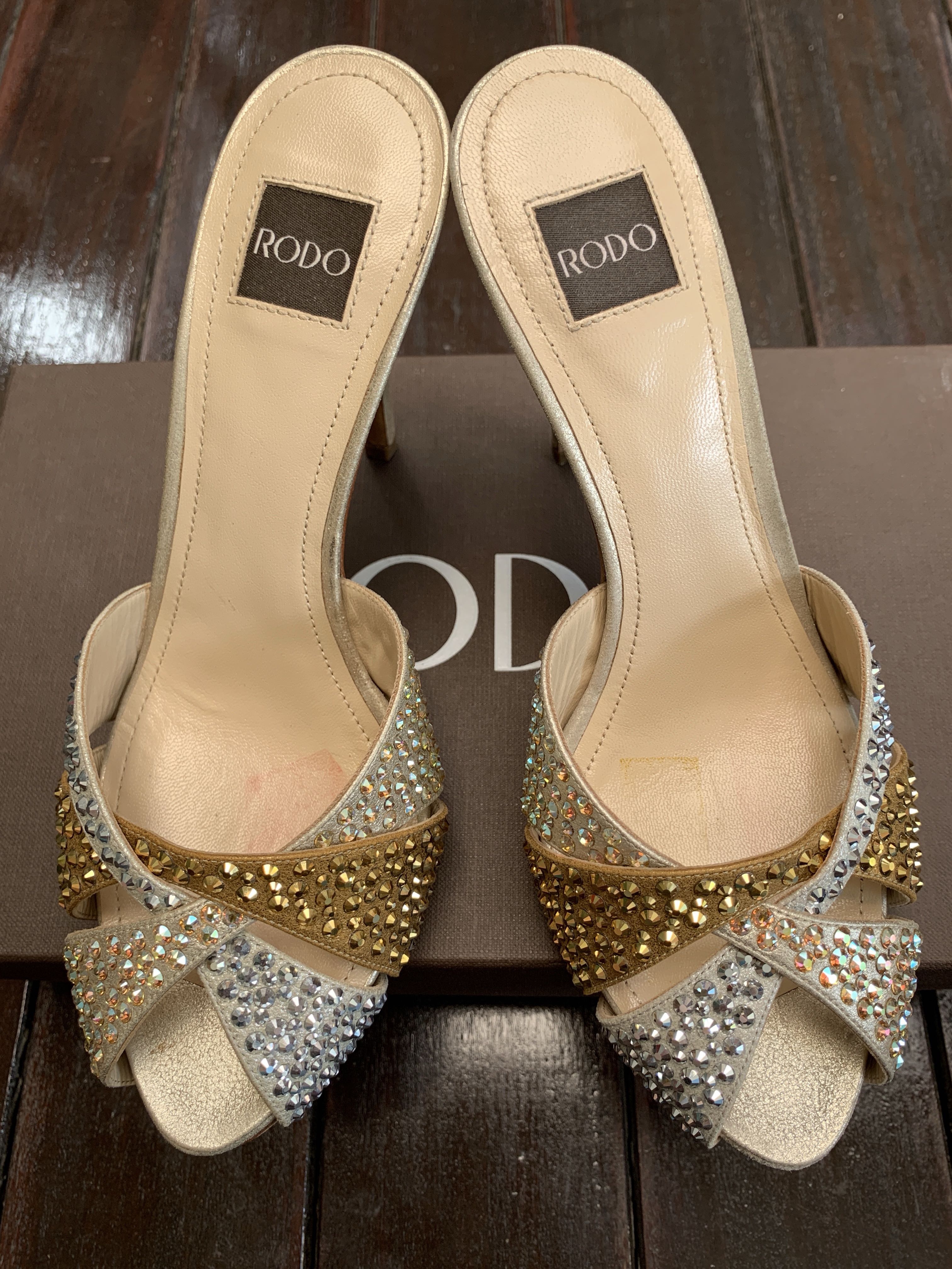 RODO Swarovski Crystal Heels, Luxury, Sneakers & Footwear on Carousell