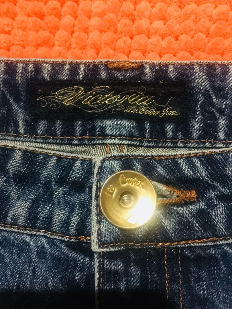 Victoria Lee cooper denim mini skirt (Category: Skirts) located in Quezon City. Submitted by ajistore (Listing ID 245089447, Image 3). Description: Preloved original lee denim mini skirt Still in good condition .