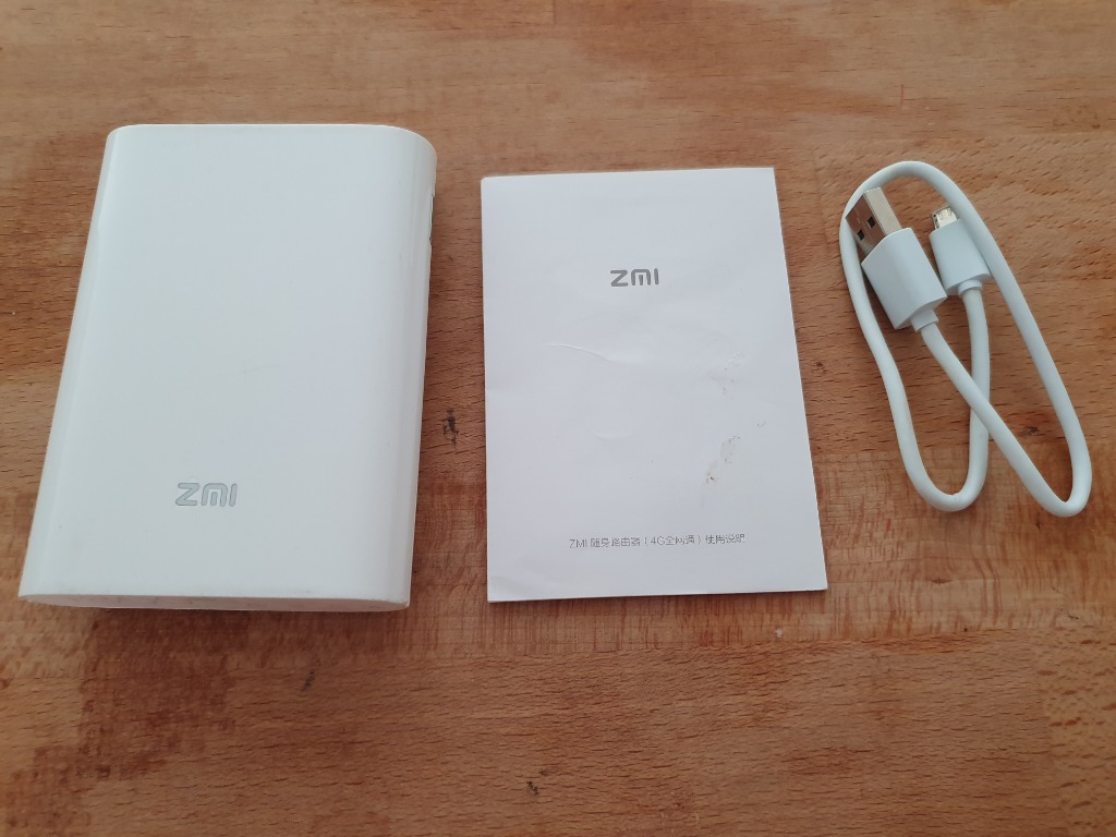 Xiaomi ZMI 4G/LTE WIRELESS PORTABLE WIFI MODEM ROUTER., Mobile Phones