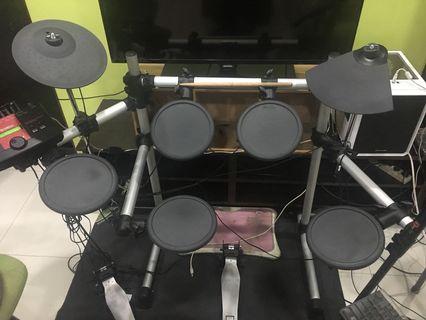 Yamaha DTX DTXplorer E-Drum with upgraded PCY100 triple zone cymbal 