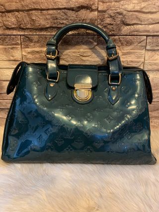 (Kategori: ) berada di . Dikirim oleh ilovpreloved (ID iklan 245288377, Gambar 1). Deskripsi: .
