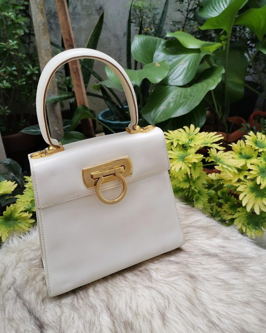 Salvatore ferragamo sales kelly bag