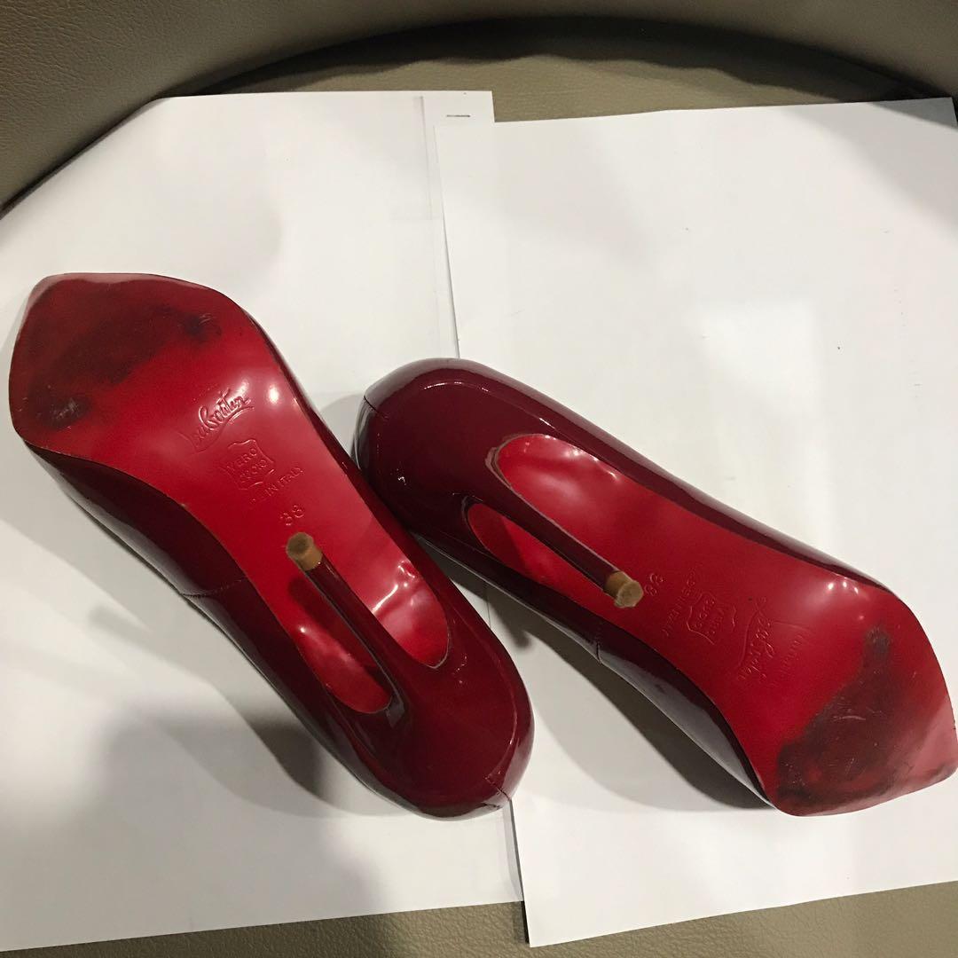 red sole pumps