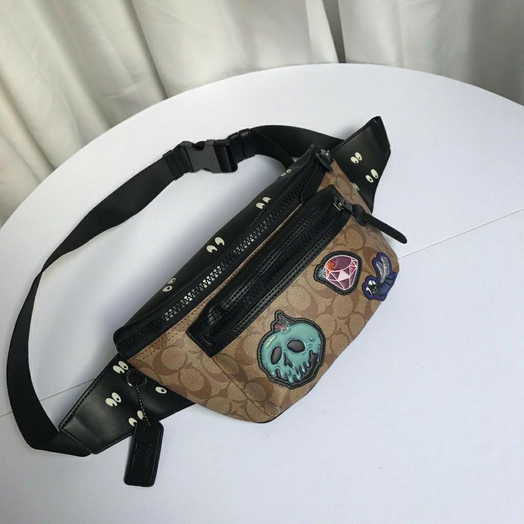 Coach snow sales white fanny pack