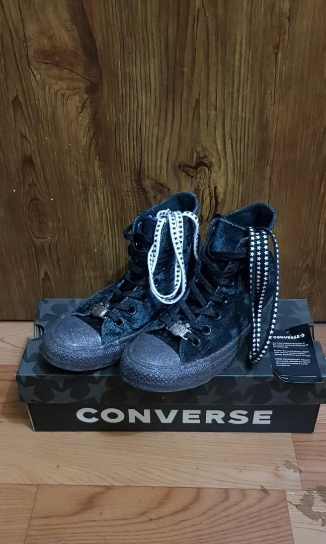 Converse x miley cyrus harga discount