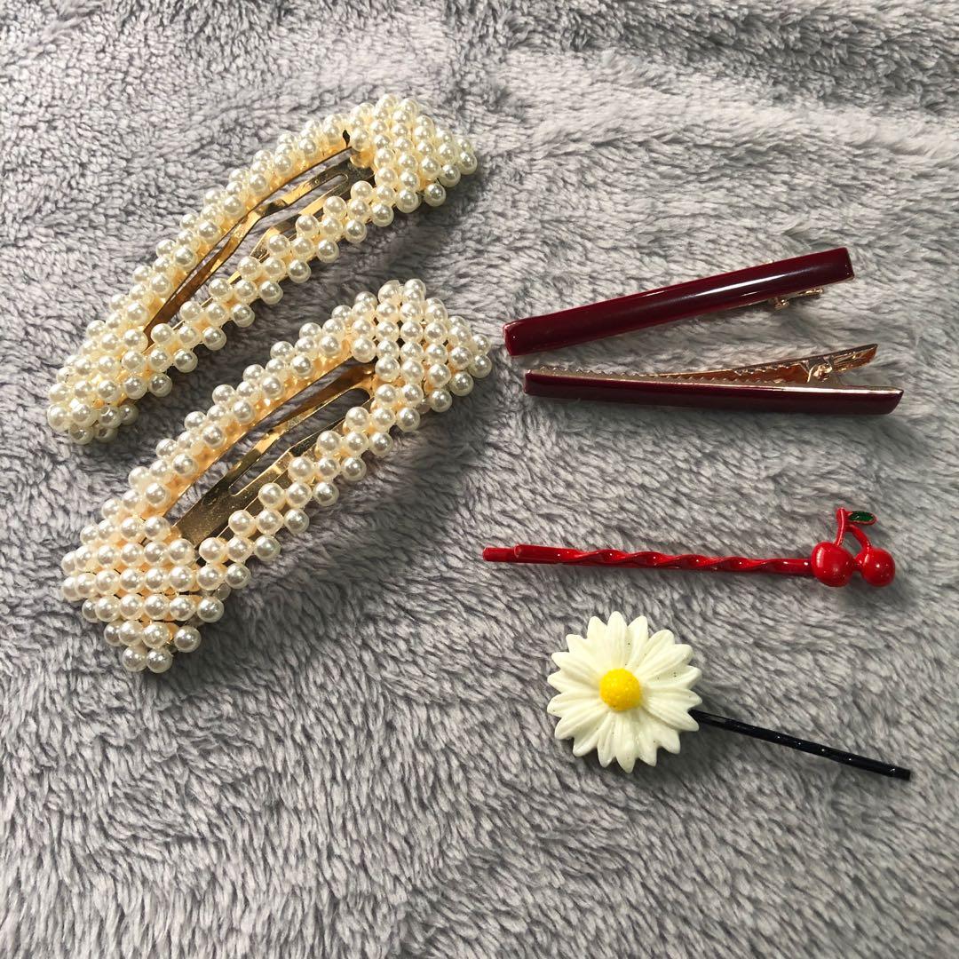 cute korean hair clips all for 200, Women's Fashion, Watches