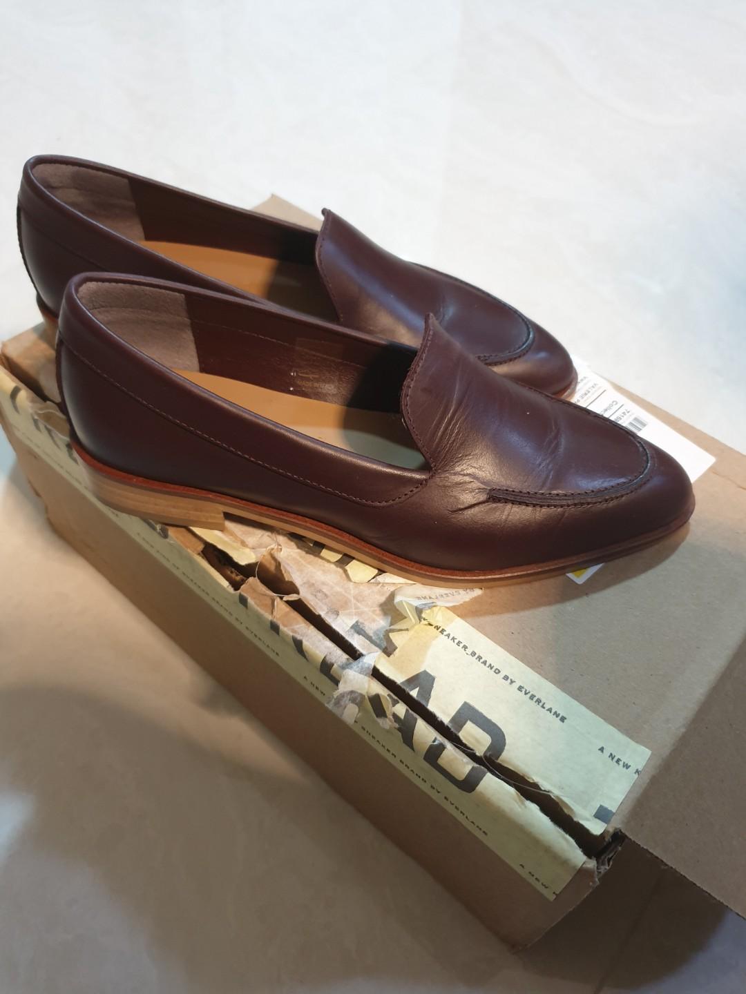 Everlane modern loafer burgundy store
