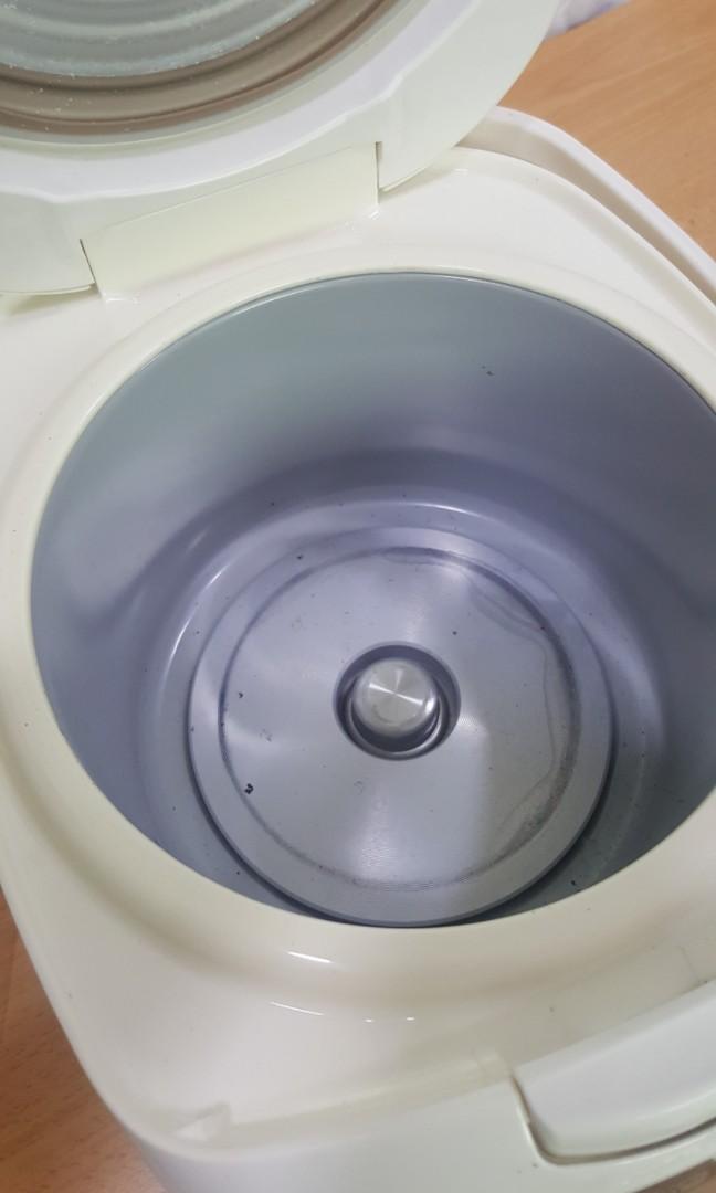 Hitachi Rice Cooker 1 Litre 5.5 Cups (Made In Japan), TV