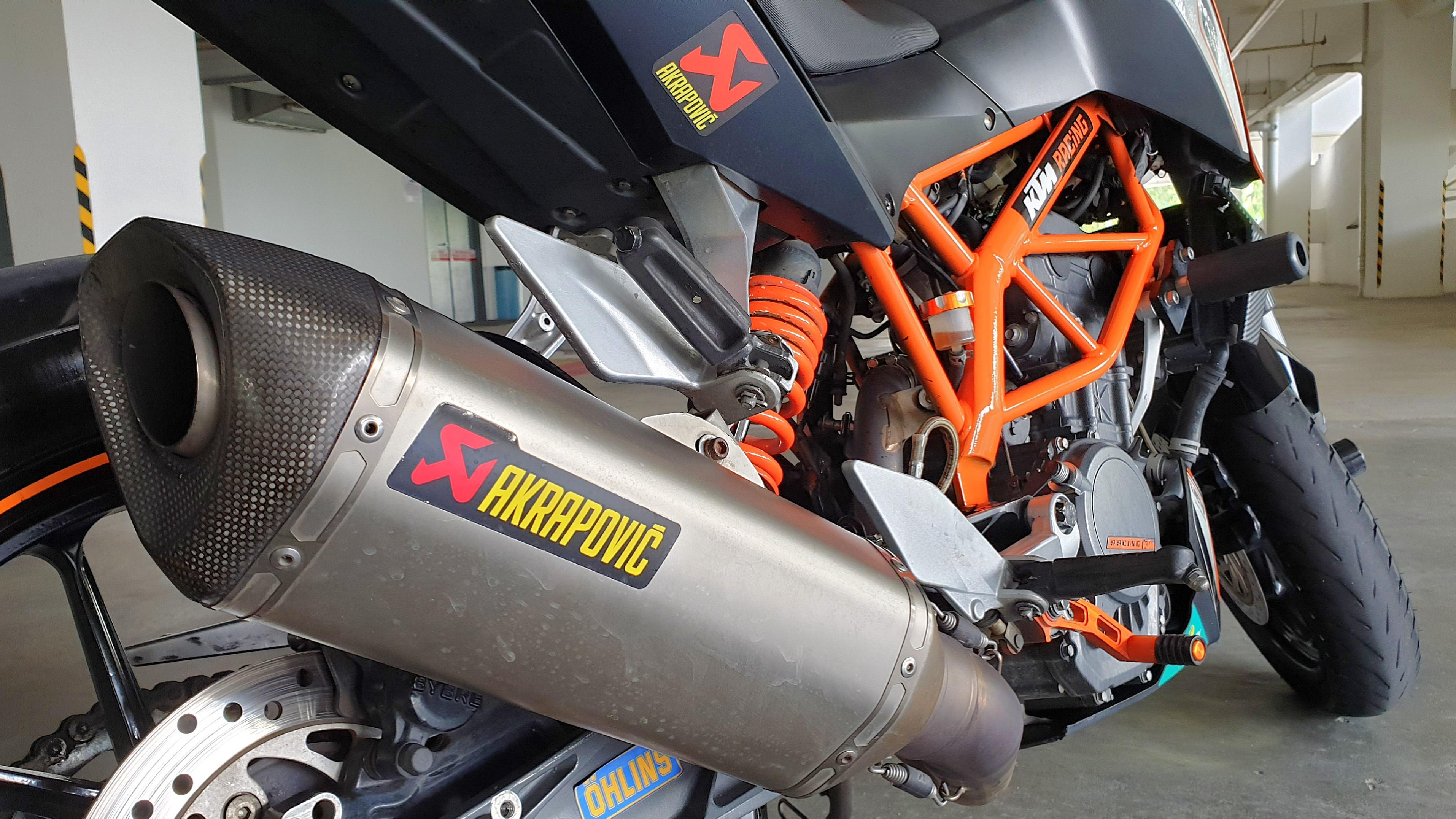 Duke 200 sale akrapovic exhaust