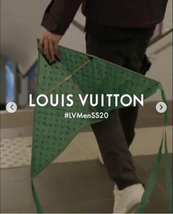 Virgil Abloh Louis Vuitton Fashion Show Invitation - Monogram Kite
