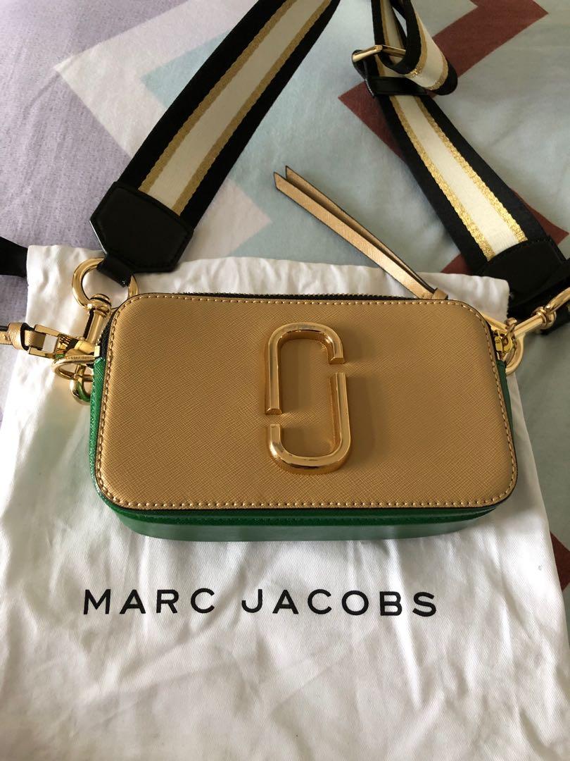 MARC JACOBS SNAPSHOT CAMERA BAG IN DEPTH REVIEW  UNBOXING, WHATS CAN FIT,  TRY ON PROS AND CONS 